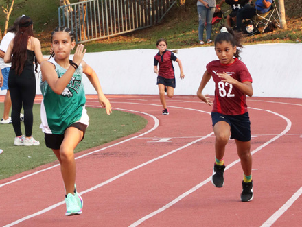 School Runners Panama