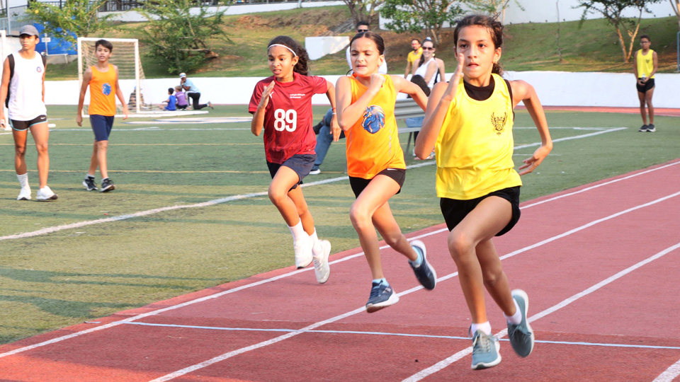 School Runners Panama