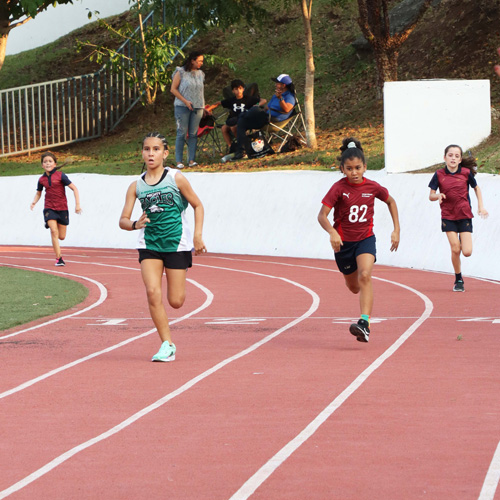 School Runners Panama