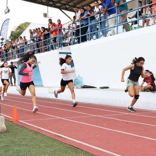 School Runners Panama