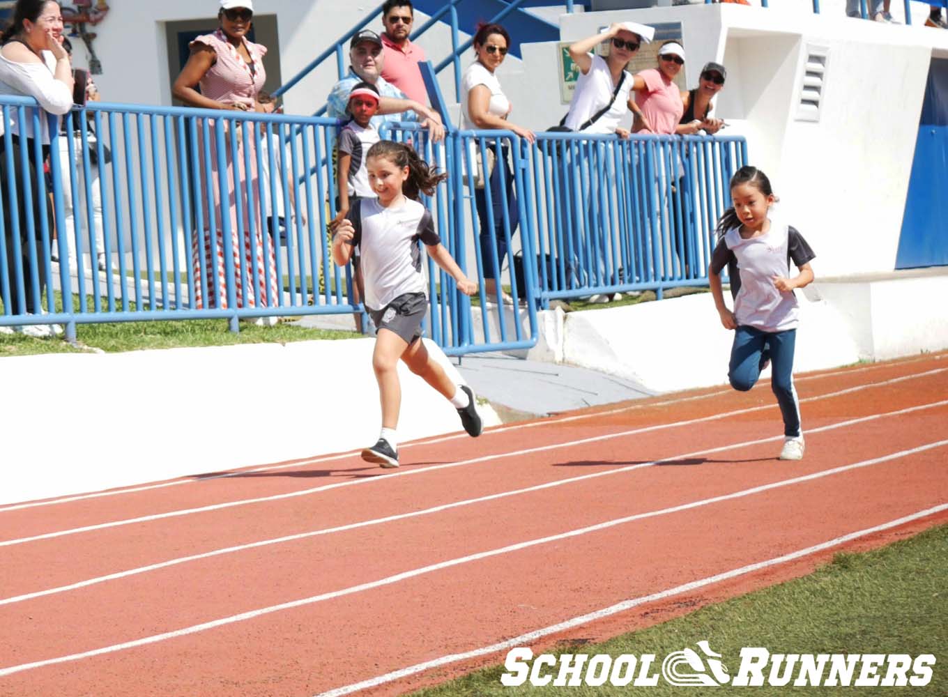 School Runners Panama