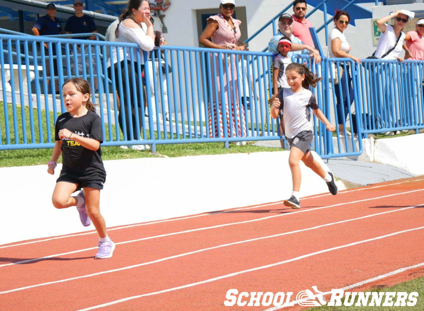 School Runners Panama