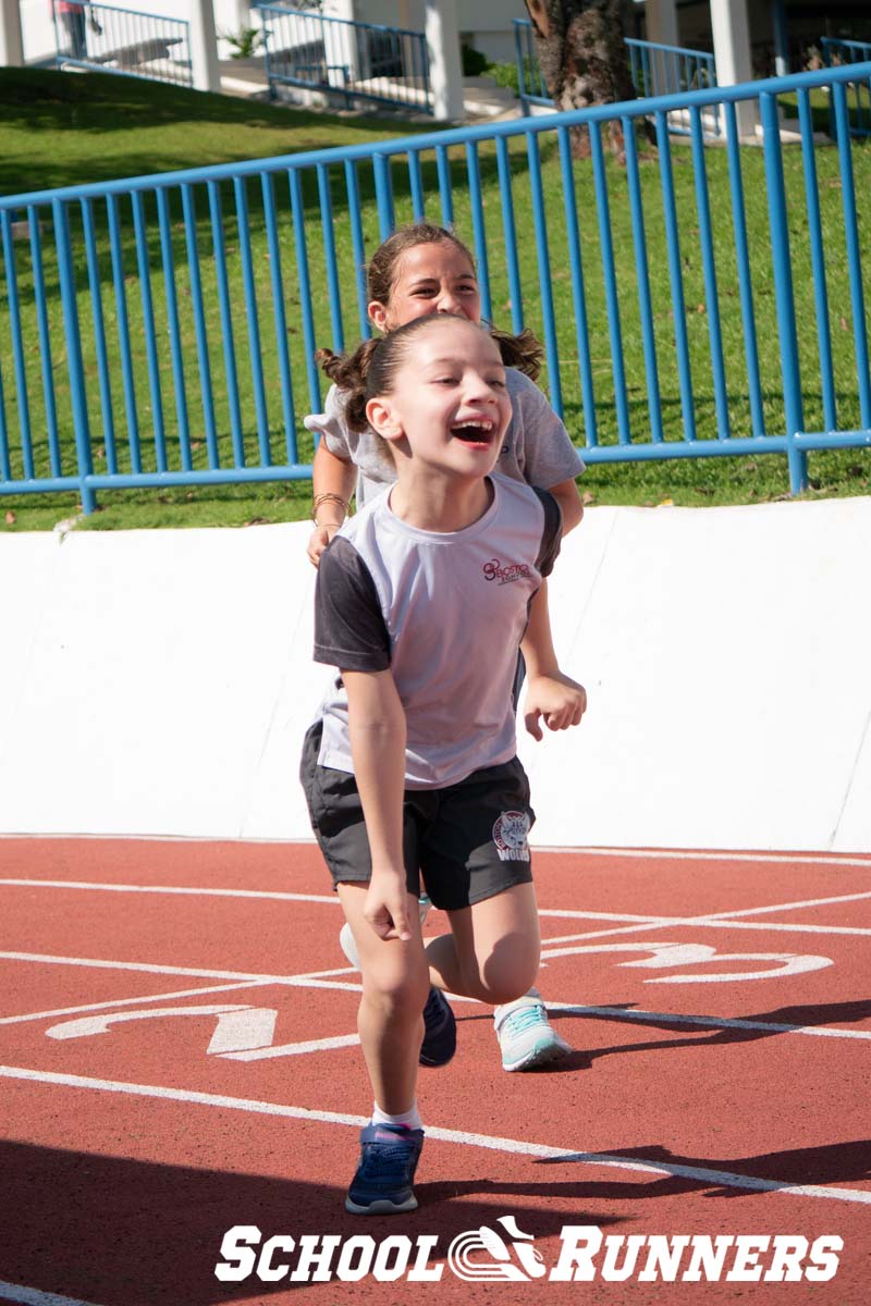 School Runners Panama