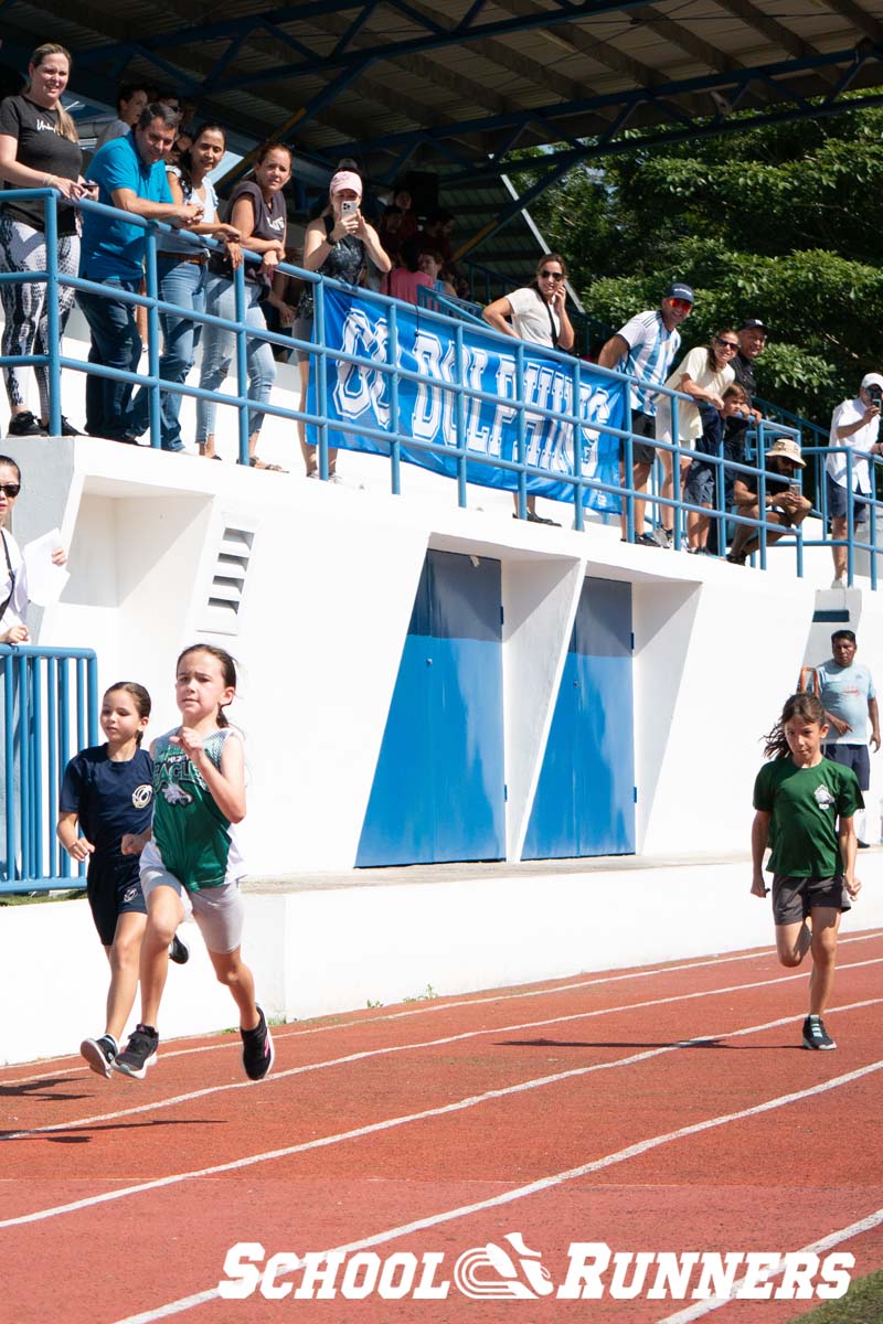 School Runners Panama