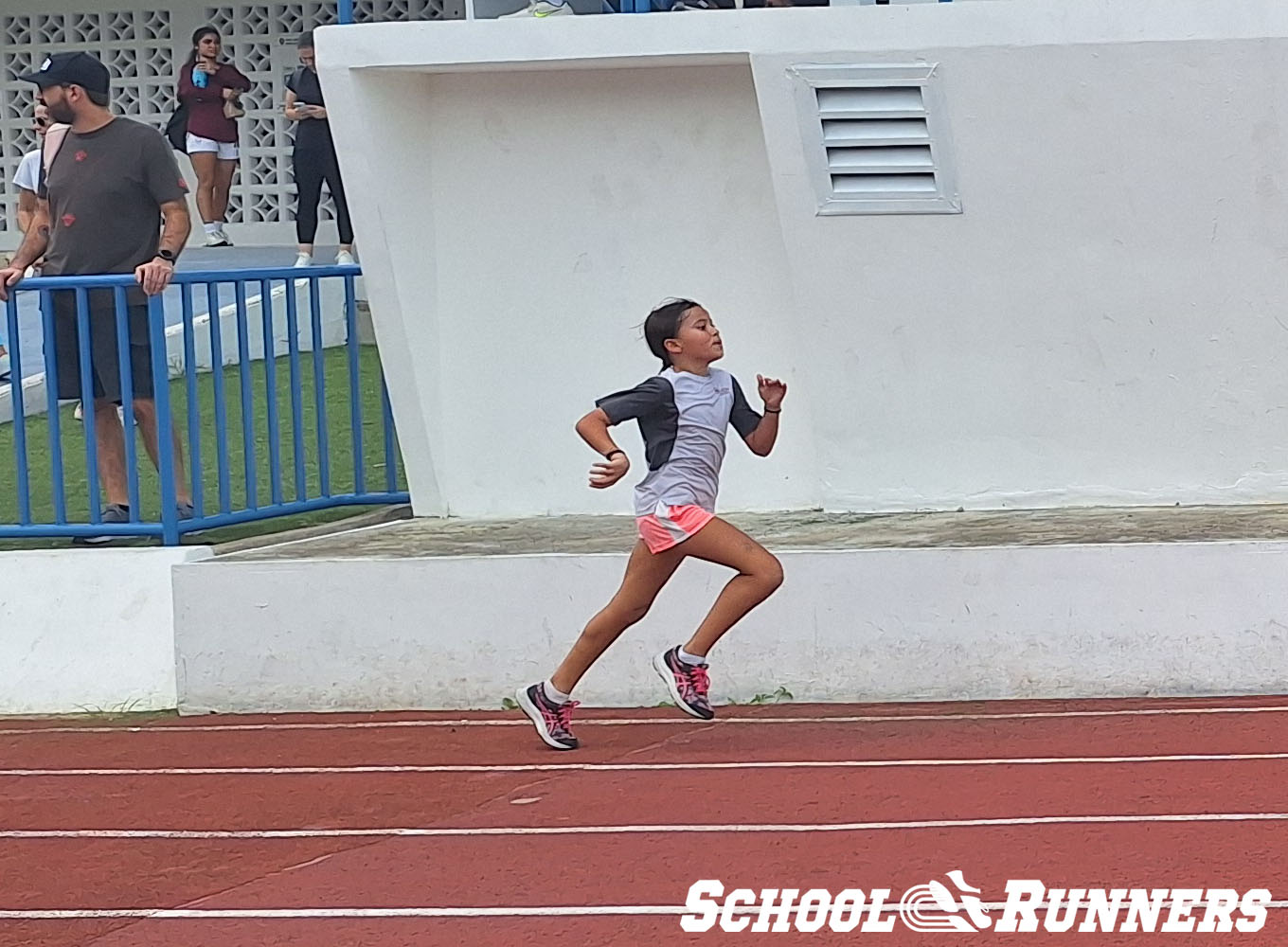 School Runners Panama