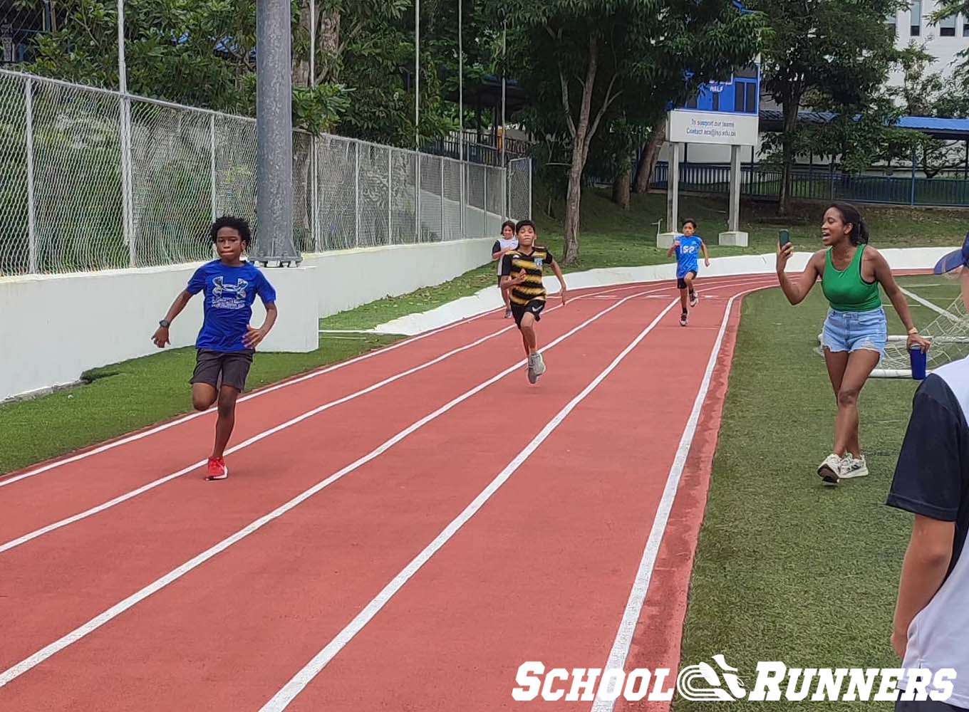 School Runners Panama