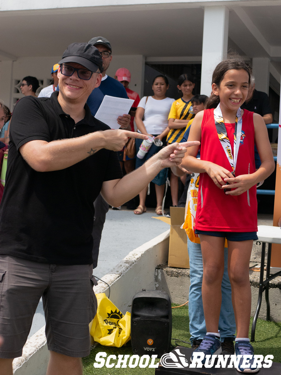 School Runners - Serie 3 - Podio Categoría Femenina