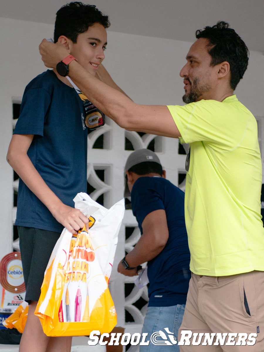 School Runners - Serie 3 - Podio Categoría Masculina 150 mts