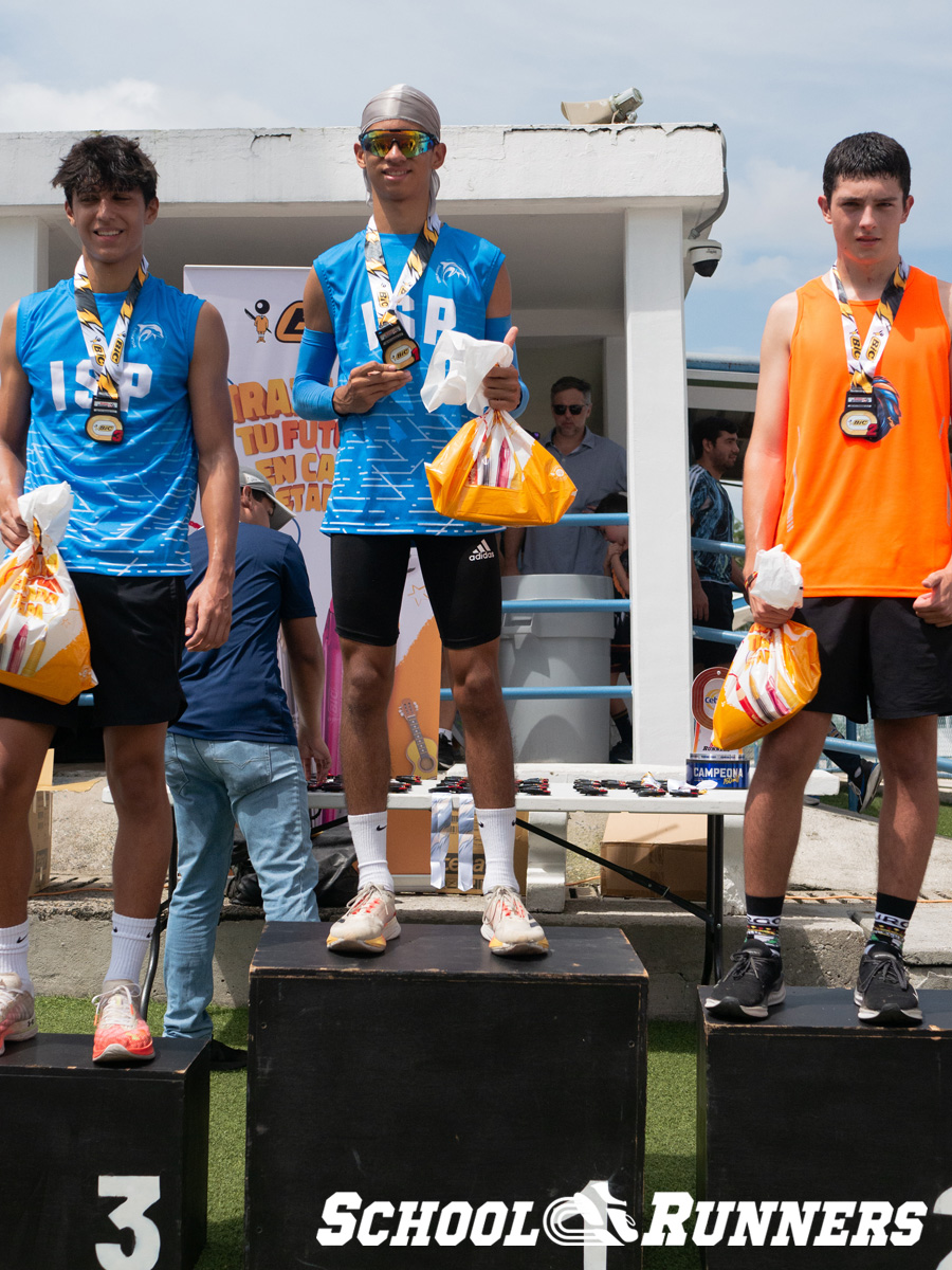 School Runners - Serie 3 - Podio Categoría Masculina