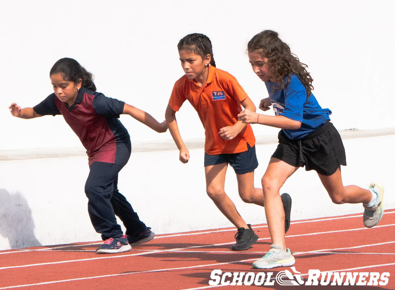 School Runners - Serie 3 - Categoría Femenina