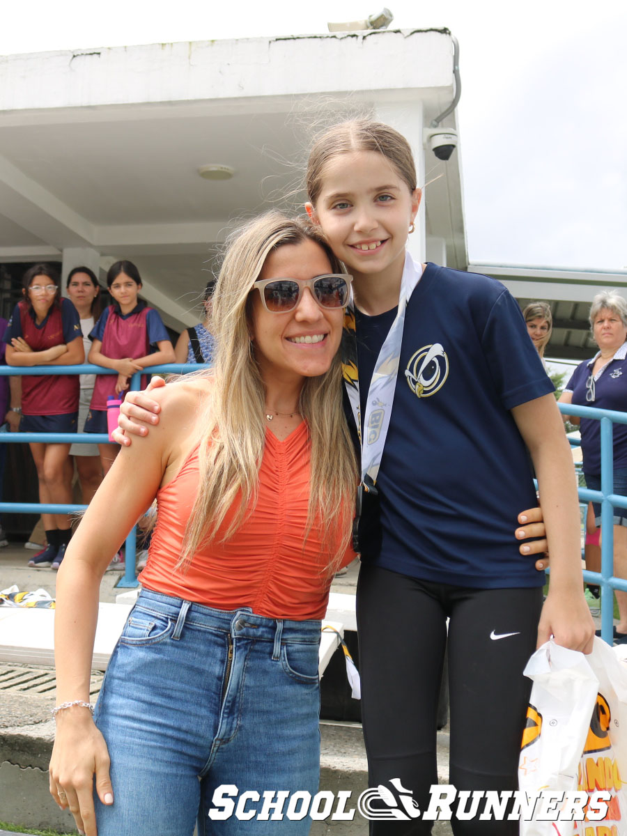 School Runners - Serie 3 - Podio Categoría Femenina 100 mts