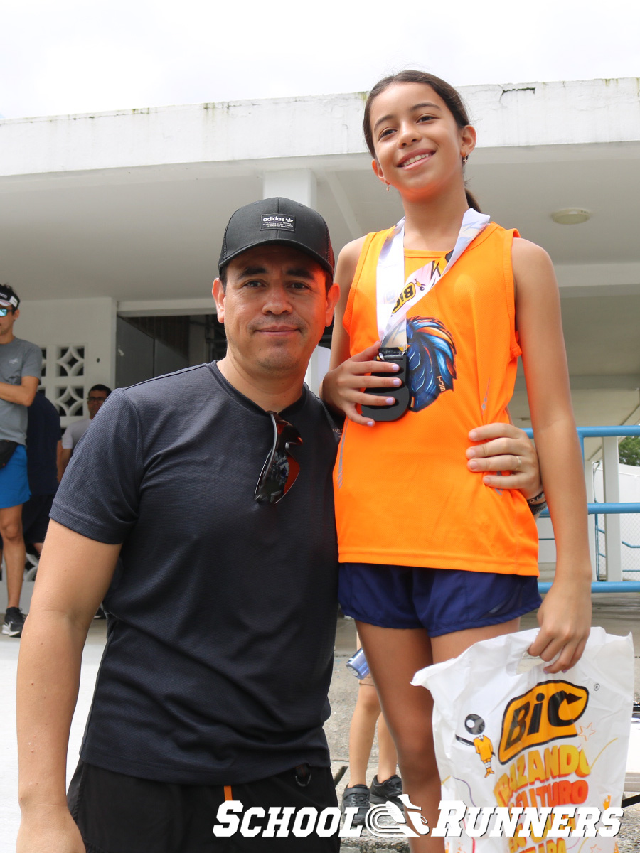 School Runners - Serie 3 - Podio Categoría Femenina 100 mts