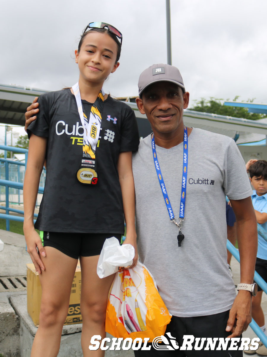 School Runners - Serie 3 - Podio Categoría Femenina 100 mts