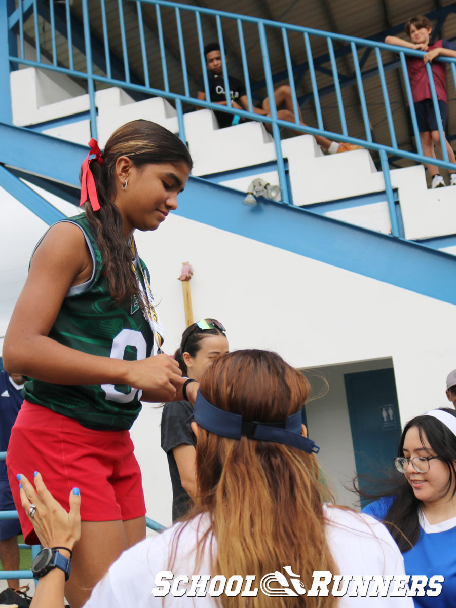 School Runners - Serie 3 - Podio Categoría Femenina 100 mts