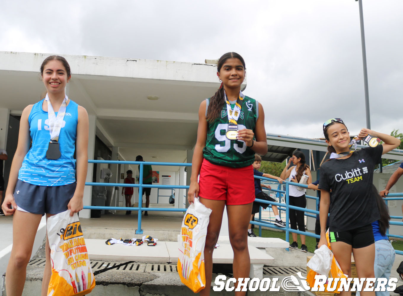 School Runners - Serie 3 - Podio Categoría Femenina 100 mts