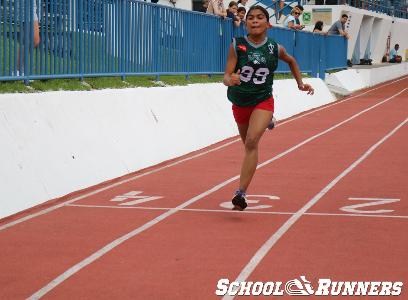 School Runners - Serie 3 - Categoría Femenina 100m