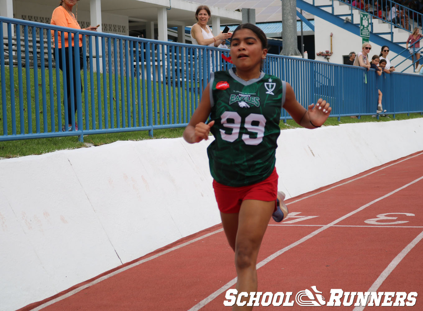 School Runners - Serie 3 - Categoría Femenina 100m