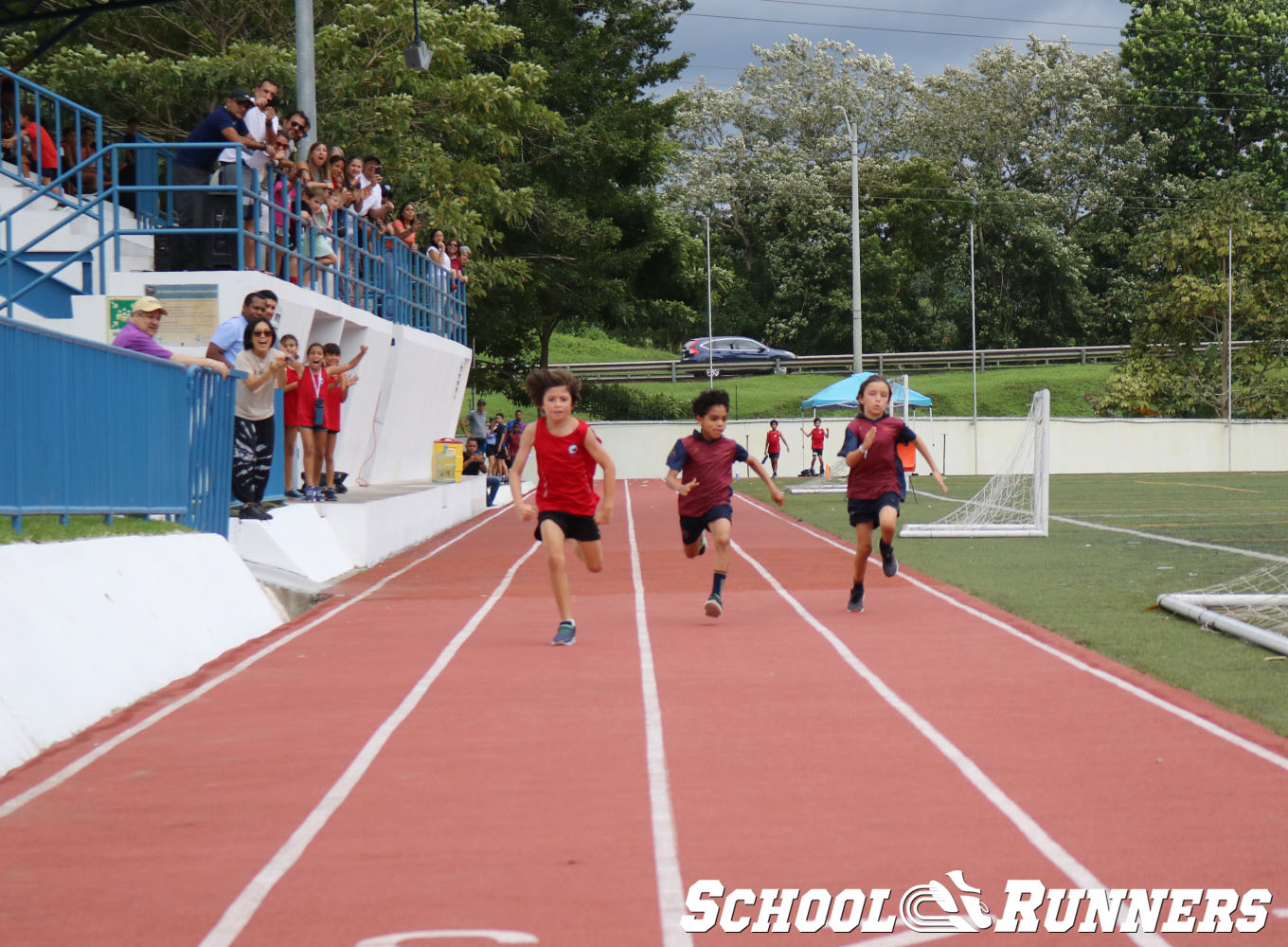 School Runners - Serie 3 - Categoría Masculina 100m