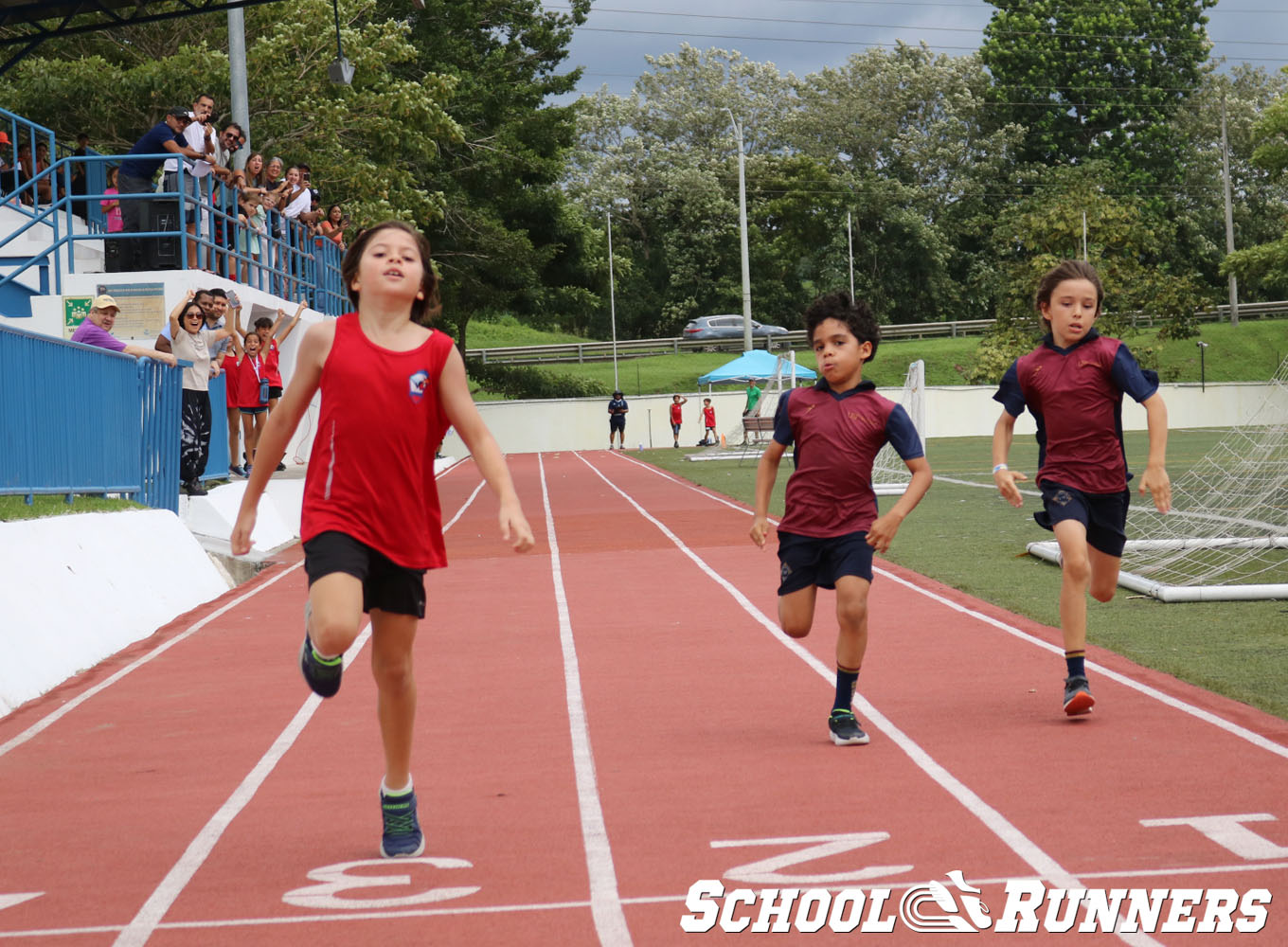 School Runners - Serie 3 - Categoría Masculina 100m