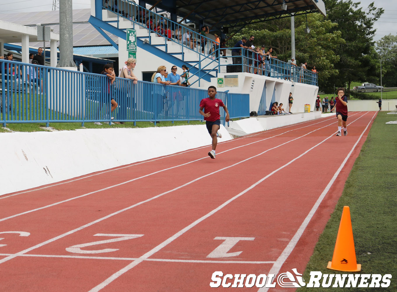 School Runners - Serie 3 - Categoría Masculina 100m