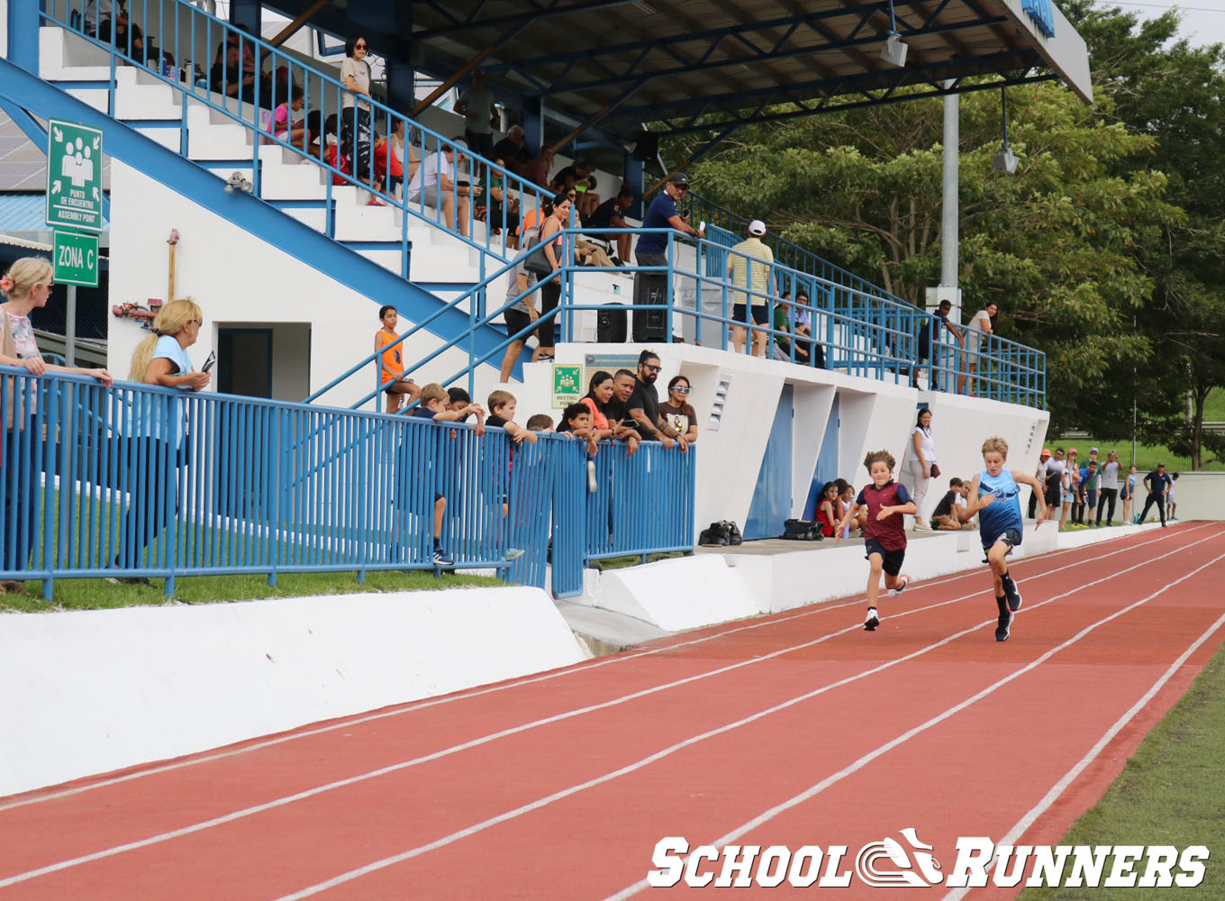 School Runners - Serie 3 - Categoría Masculina 100m