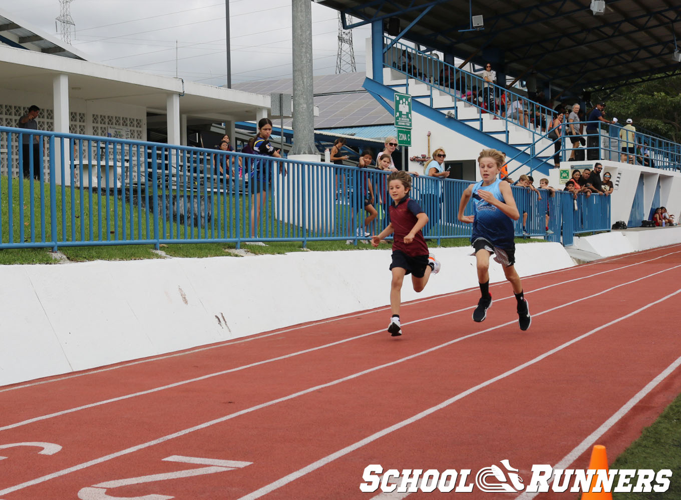 School Runners - Serie 3 - Categoría Masculina 100m