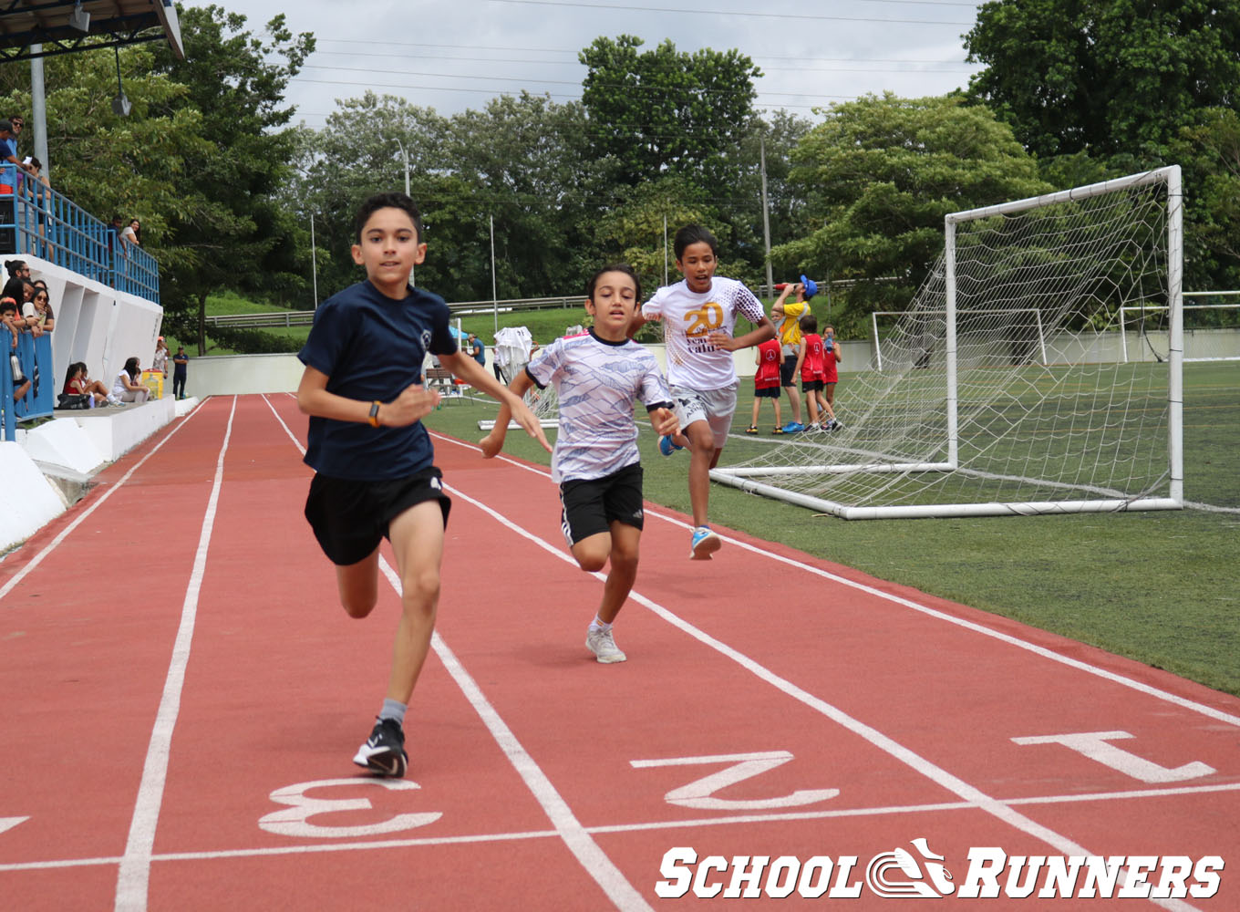 School Runners - Serie 3 - Categoría Masculina 100m