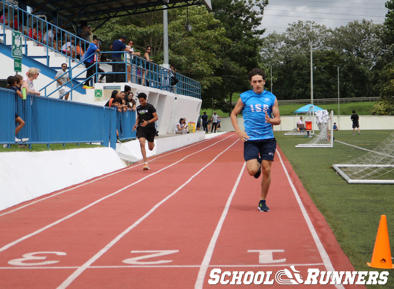 School Runners - Serie 3 - Categoría Masculina 100m