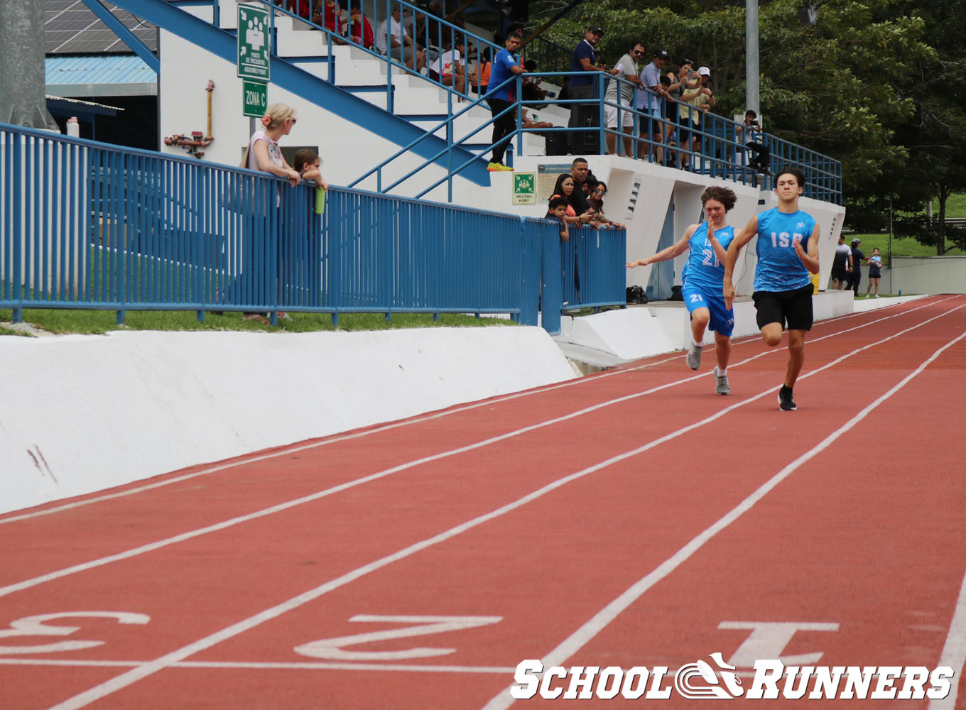 School Runners - Serie 3 - Categoría Masculina 100m