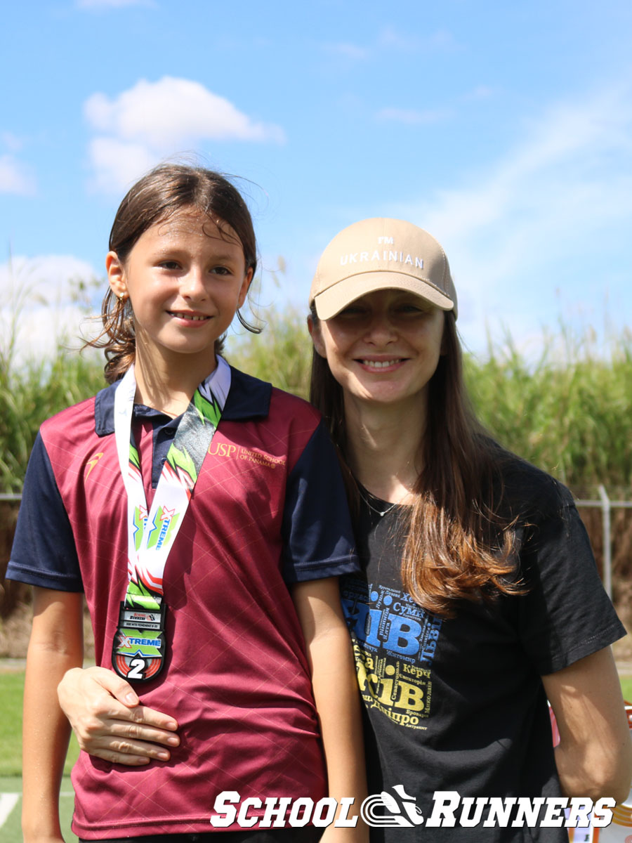 Serie 4 - Podio de la Categoría Femenino u11 en 300 metros