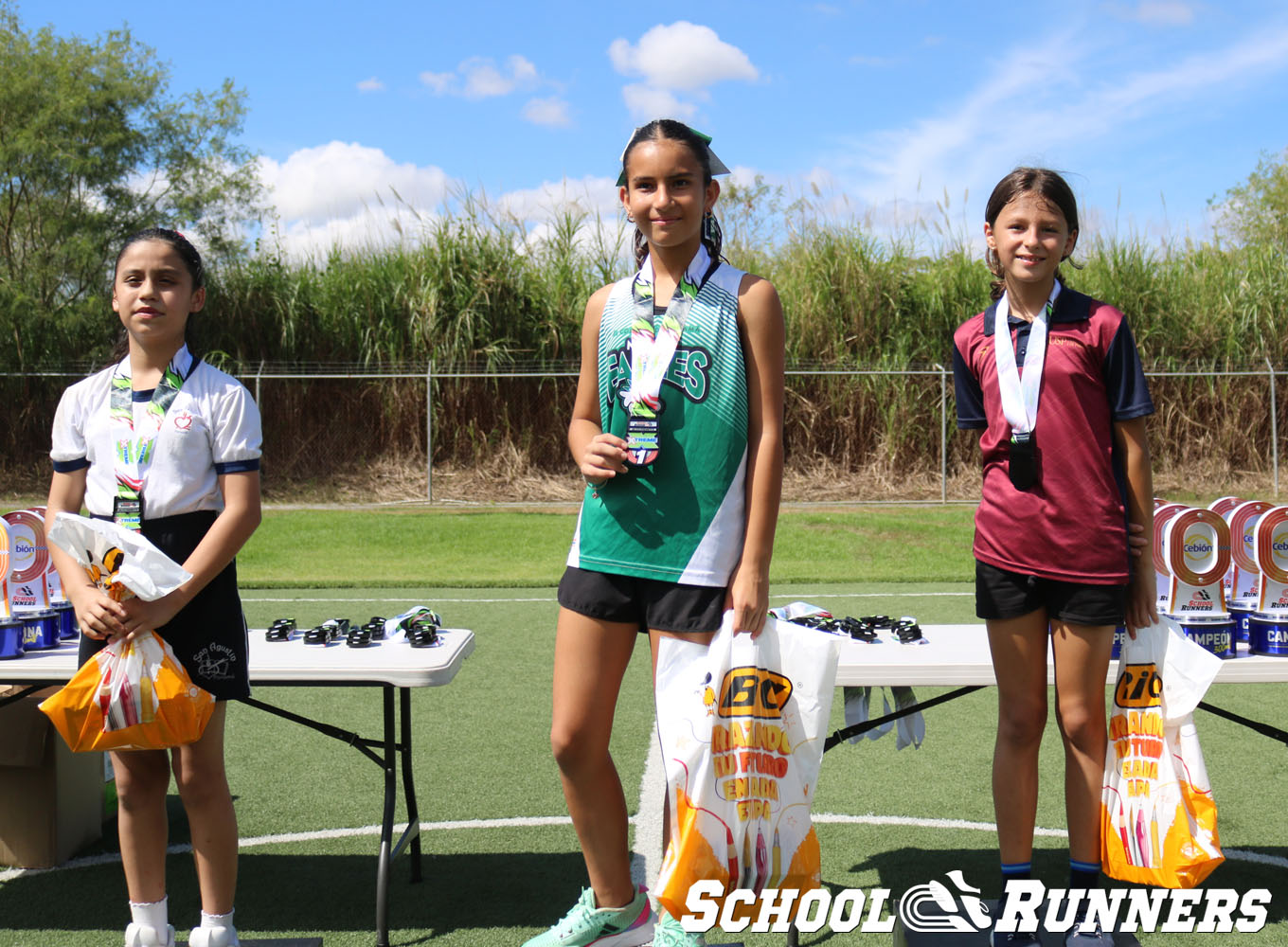 Serie 4 - Podio de la Categoría Femenino u11 en 300 metros