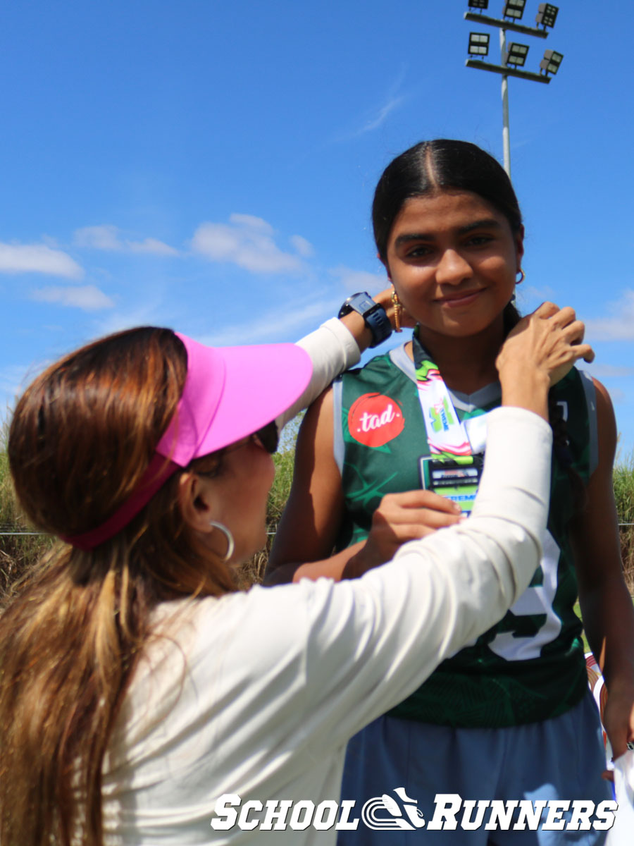 Serie 4 - Podio de la Categoría Femenino u15 en 300 metros