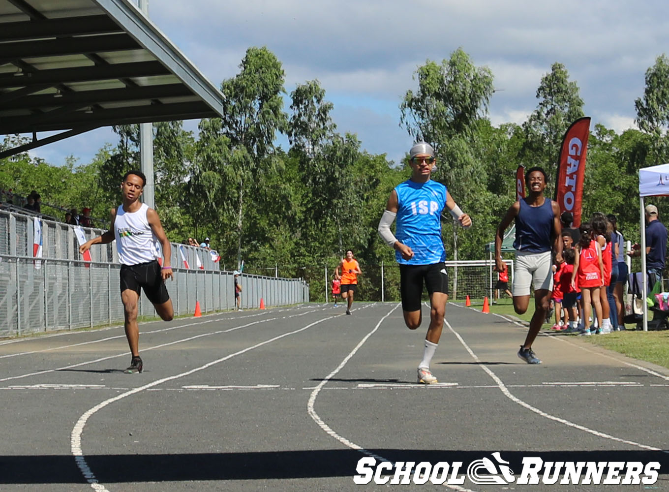 Serie 4 - Heats de la Categoría Masculina u19 en 300 metros