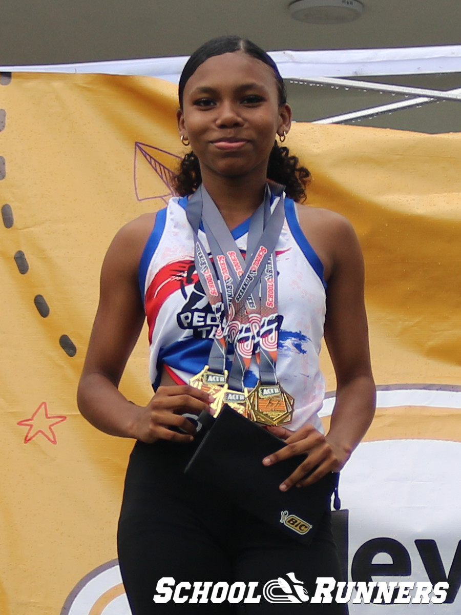 2026 Serie 3 - Medallas 300 mts - Categoría Femenina u15